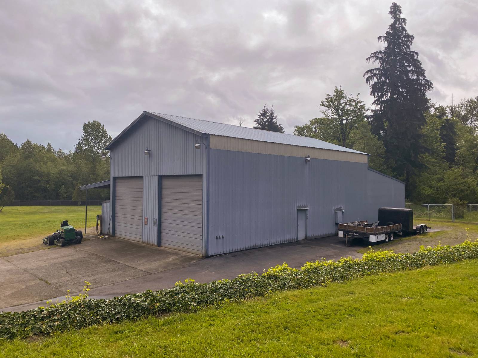 metal roof painting