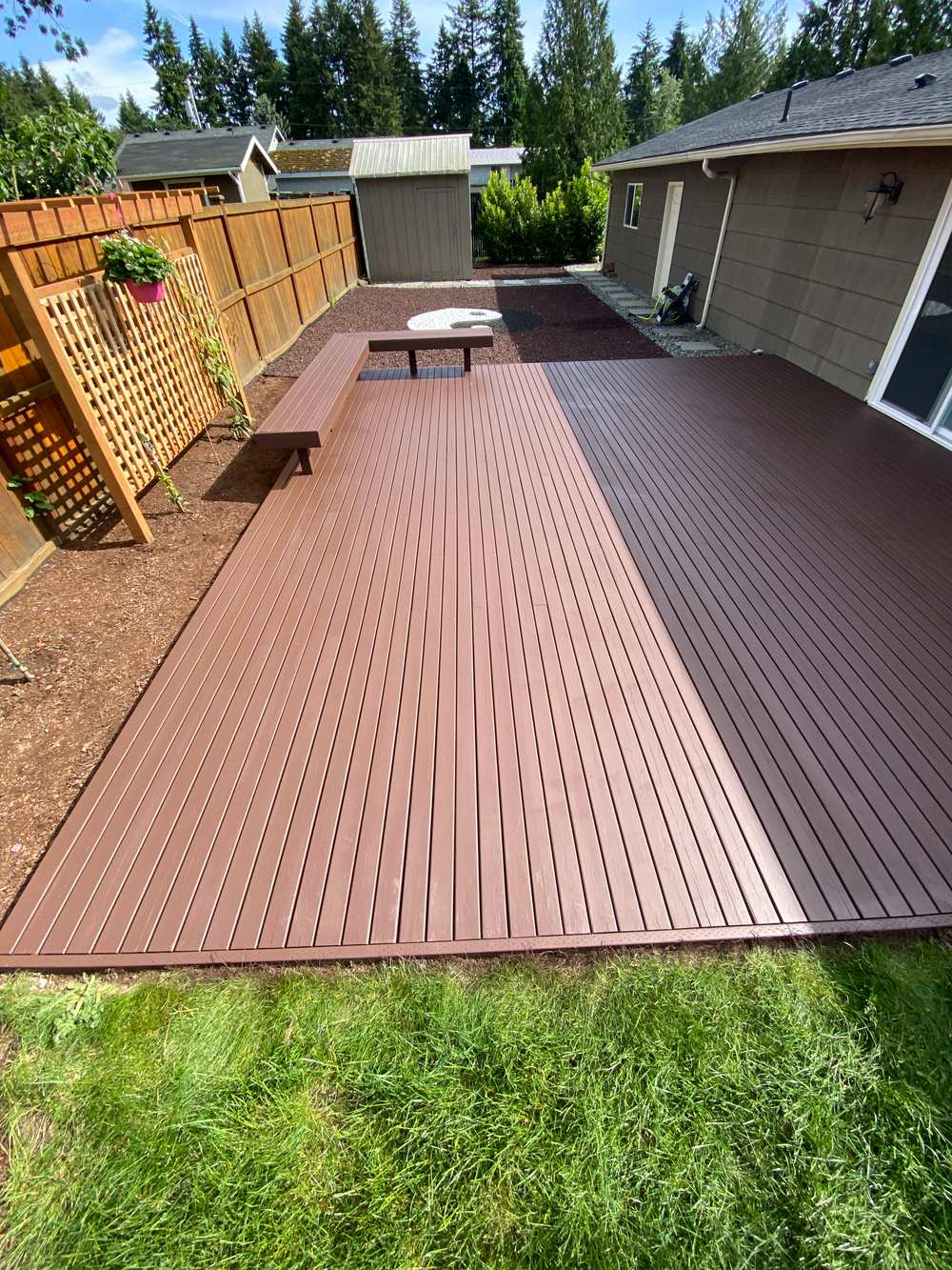 Paiting deck and fence services in Clyde Hill
