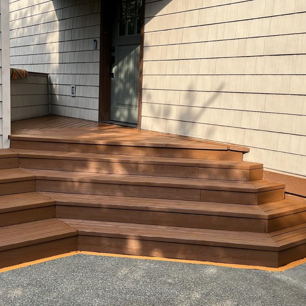 Fences&Decks painting our work Vanhousing