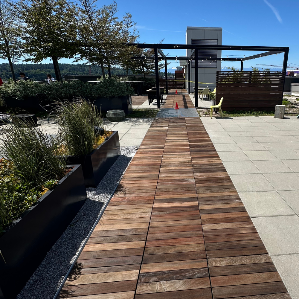 Fences&Decks painting our work Vanhousing